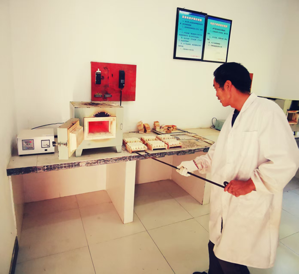 老李.png 老李.png